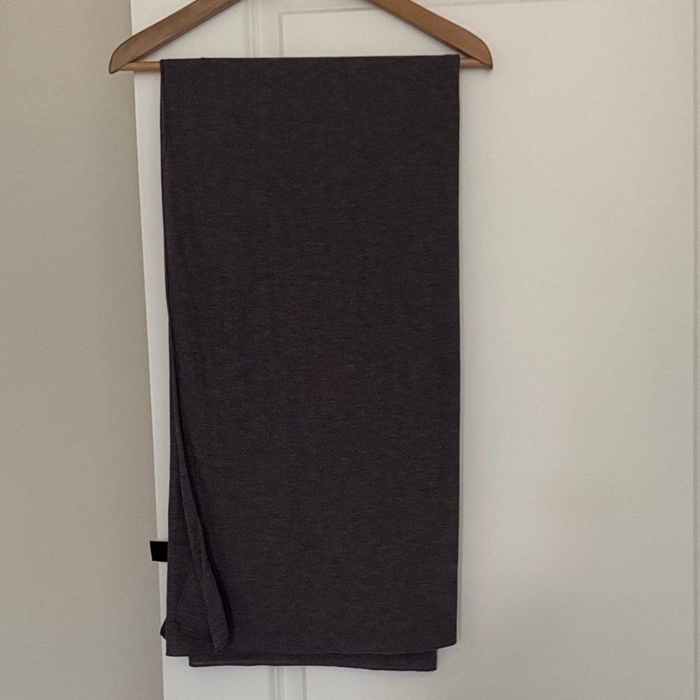 NWOT Under Armour Scarf/Wrap
